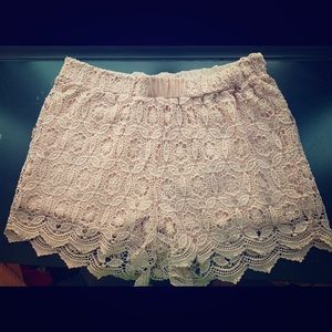 Torrid high-waisted lace shorts, light pink